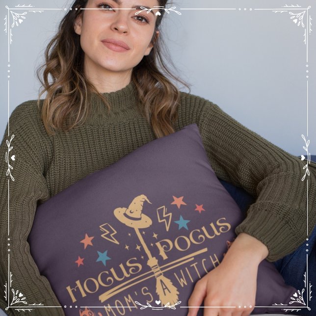 Hocus Pocus Mama Kissen (Hocus Pocus, Mom's a Witch Cover from The Beekeeper Store)