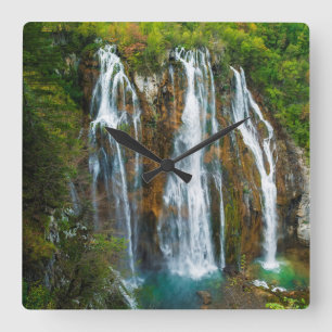 Höhenunterschied des Wasserfalls, Kroatien Quadratische Wanduhr