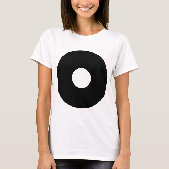 Holed Circle 02 T-Shirt (Vorderseite)