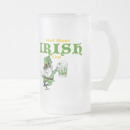 Holen Sie sich Ihr Irisch auf der Leprechaun-Tasse Mattglas Bierglas