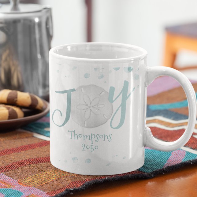 Holiday Joy Typography Beach Sand Dollar Turquoise Kaffeetasse (Whimsical Joy typography customized mug)