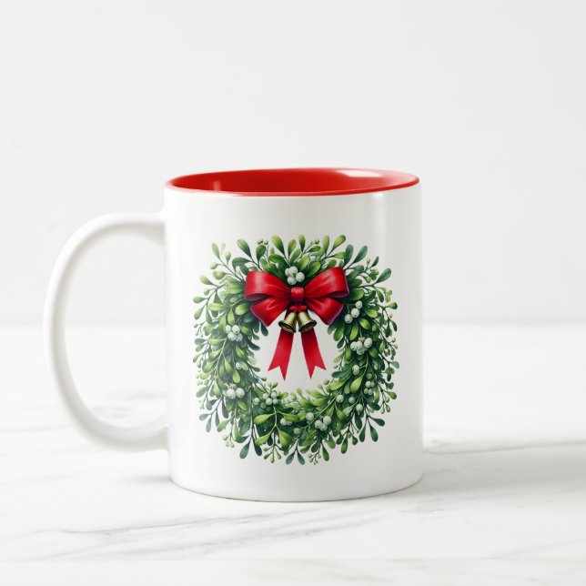 Holiday Mistletoe Wreath Tasse (Links)