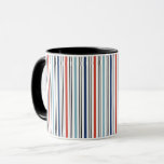 Holiday Modern Stripes Tasse<br><div class="desc">Weitere Koordinationsgegenstände finden Sie in unserer Kollektion "Geschenke und eine Menorah".</div>