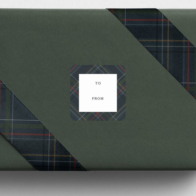 Holiday plaid navy blue to and from gift quadratischer aufkleber (Von Creator hochgeladen)