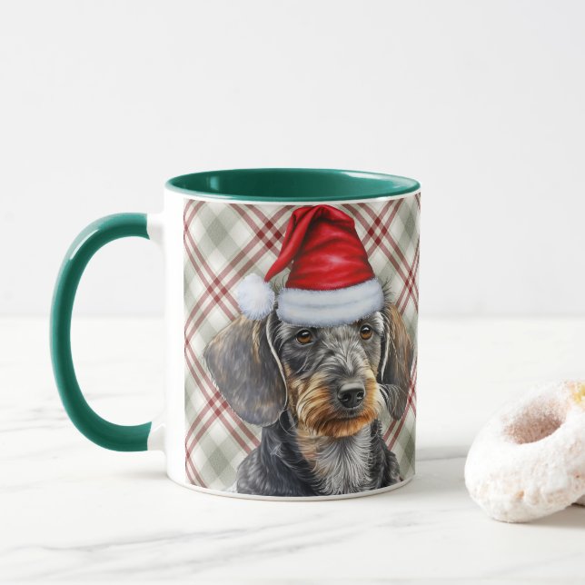 Holiday Plaid Wire Hair Dachshund Santa Dog Tasse (Mit Donut)