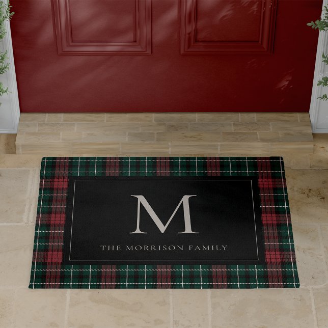 Holiday Tartan Monogram & Name Fußmatte (Von Creator hochgeladen)