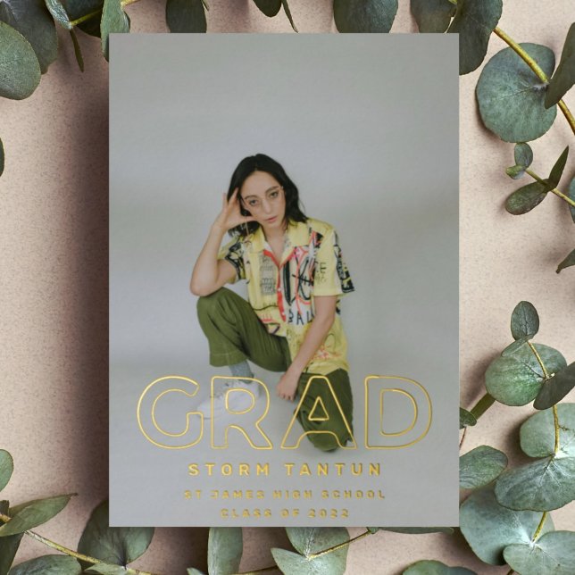 HOLLOW HIGH SCHOOL GRAD Gold Foil Ankündigung (Von Creator hochgeladen)