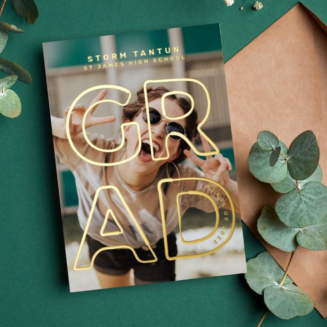 HOLLOW LINE SCHOOL GRAD Gold Foil Ankündigung (Von Creator hochgeladen)