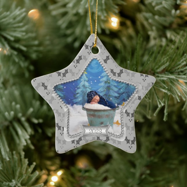 Holly Baby's First Christmas 2023 Star Keramik Ornament (Baum)