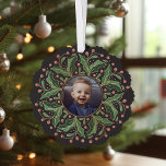 Holly Blätter und Berries Round Foto Ornament Karte<br><div class="desc">Weihnachtskarten-Ornamente sind endlich da; erstellen Sie einen Sake mit Foto und Text,  um Ihre Lieben zu schicken</div>