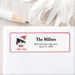 Holly Jolly Niedlich Christmas Santa Cat Adresse<br><div class="desc">Fügen Sie Ihrer Urlaubspost eine festliche und bezaubernde Touch mit diesem Holly Jolly Santa Cat Rücksendeetikett hinzu! Dieses kawaii-Weihnachtsdesign mit einem niedlichen Cartoon-Kätzchen in einer Weihnachtsmannmütze bringt jedem Ton Beifall. Ideal für Urlaubskarten, Einladungen und Geschenkpakete. Passen Sie Ihren Namen und Ihre Adresse an, um ein persönliches und spielerisches saisonales Detail...</div>