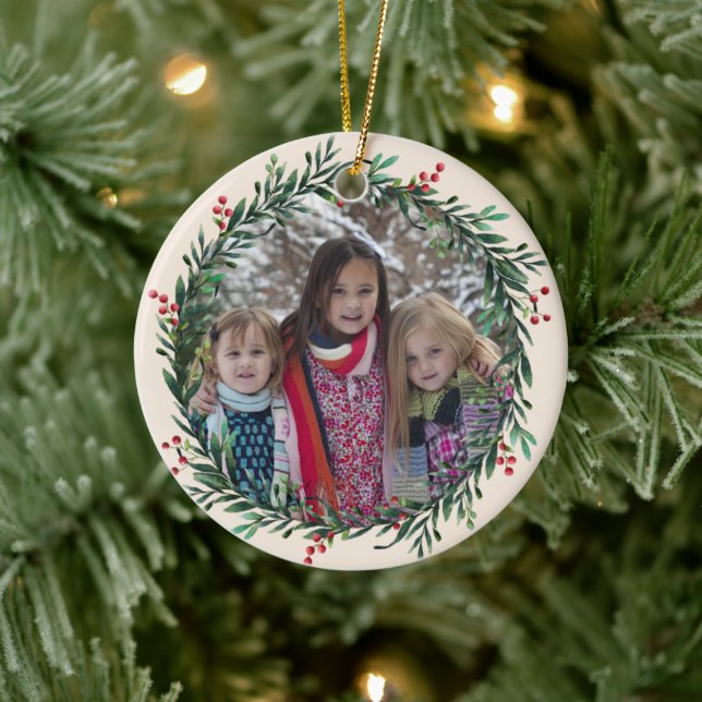 Holly Wreath Fügen Sie Ihr eigenes Foto Weihnachte Keramik Ornament (Baum)