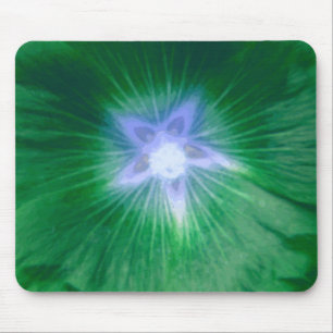 Hollyhock Blume Gorgeous Green Mousepad