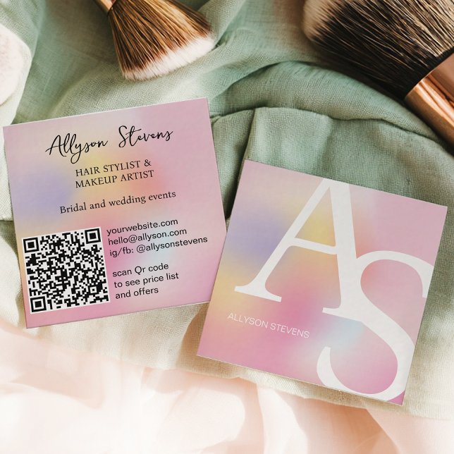 Holographic Rainbow Unicorn Initial Makeup QR Code Quadratische Visitenkarte (Holographic Rainbow Unicorn Initial Makeup QR Code Square Business Card)