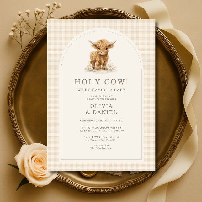 Holy Cow Highland Cow Gingham Baby Shower Einladung (Von Creator hochgeladen)
