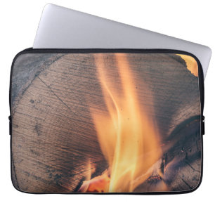 Holz in Flammen Laptopschutzhülle