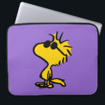 Holz in Sonnenbrille Laptopschutzhülle<br><div class="desc">Werfen Sie einen Blick auf dieses super niedliche Design mit Woodstock coole Sonnenbrille.</div>