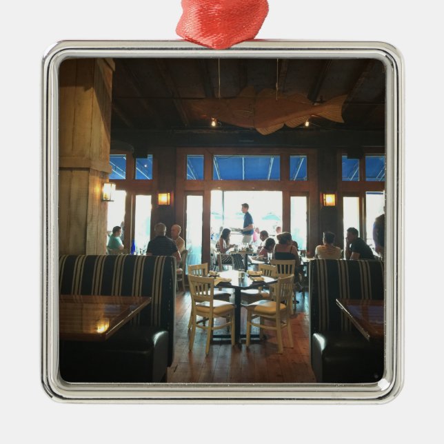 Holz-Loch-Ufergegend-Weihnachtsverzierung Ornament Aus Metall (Vorne)