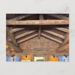 Holzbalken an der Decke einer Blockhütte Historisc Postkarte
