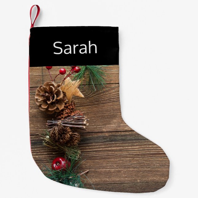 Holzboden mit Kiefernzapfen Kleiner Weihnachtsstrumpf (Vorderseite)