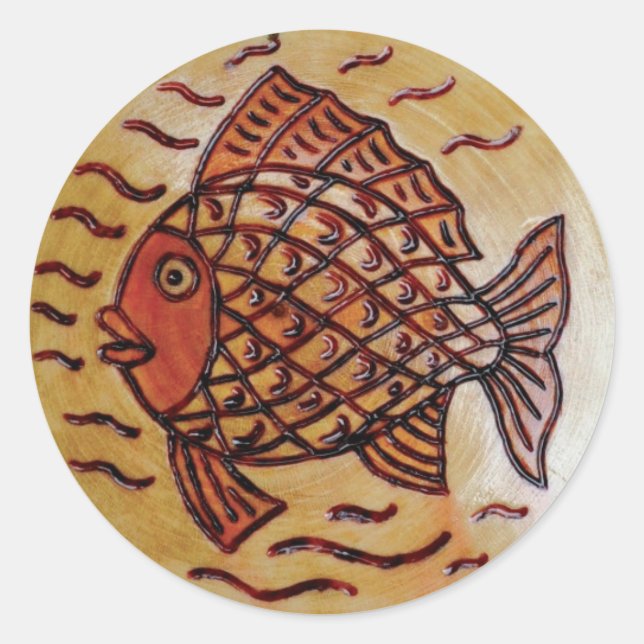 Holzdekoration mit Fisch. Runder Aufkleber (Vorderseite)
