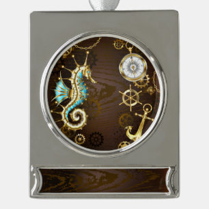 Hölzerner Hintergrund mit mechanischem Seepferd Banner-Ornament Silber