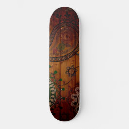 Hölzernes Brett mit kreativem Entwurf Skateboard