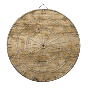 Hölzernes Dartbrett. Dartscheibe