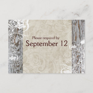 Hölzernes und Vintages weißes Spitze UAWG mit RSVP Karte