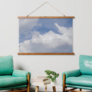 Holzgetoppte Wandteppich Cloud Dreamer Mit Holzrahmen