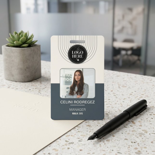 Holzkohle-Bogen Minimalistisches Firmenmitarbeiter Ausweis (Charcoal Arch Minimalist Corporate Employee Photo ID Security Badge)
