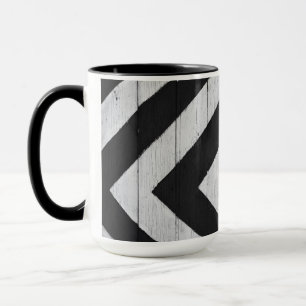 Holzkörner in Schwarz und Weiß Tasse