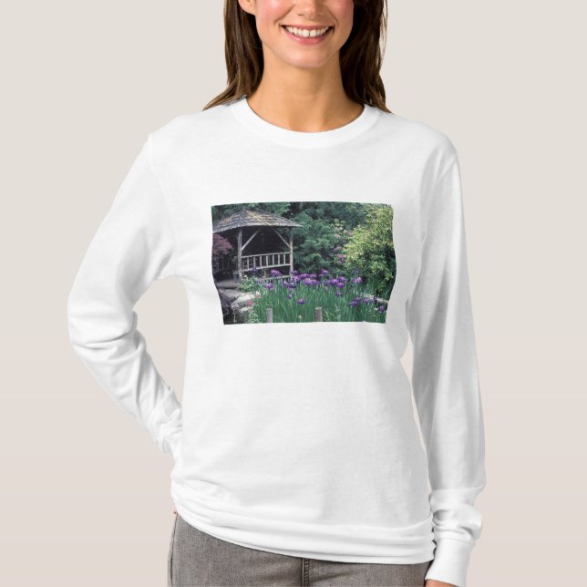Holzpavillon im Sunken-Garten im T-Shirt (Vorderseite)