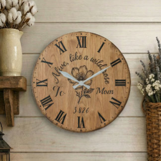 Holzuhr mit wilder Rose für Mama an der Wand Große Wanduhr