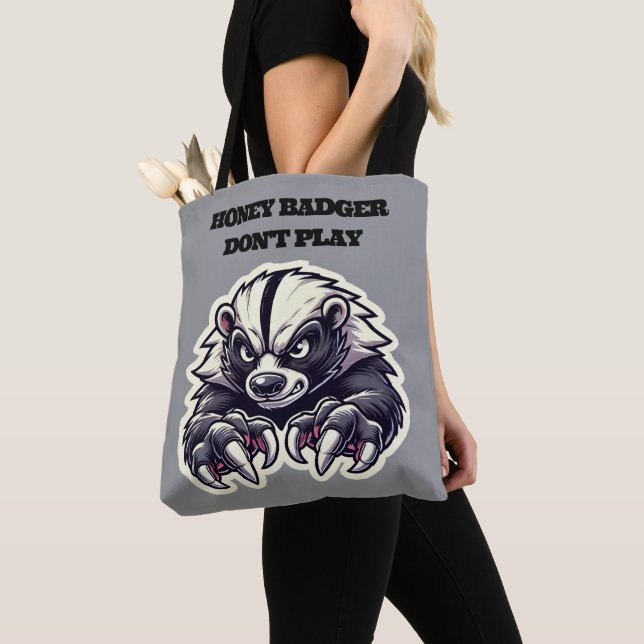 Honey Badger spielt nicht (Von Nahem)