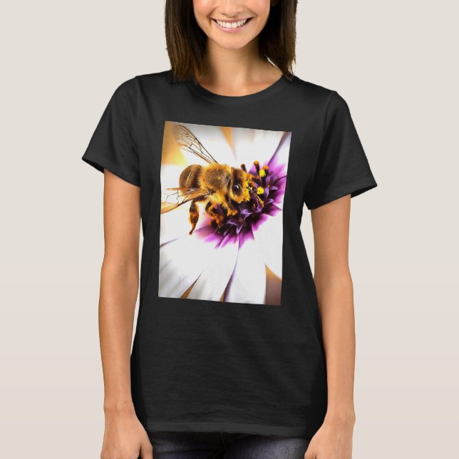 Honey Bee on African Daisy Acrylic Art T-Shirt (Vorderseite)