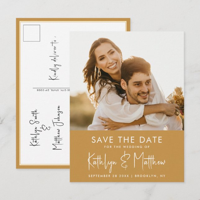 Honey Gold Fun Script Moderne Foto Wedding Rettete Ankündigungspostkarte (Vorne/Hinten)