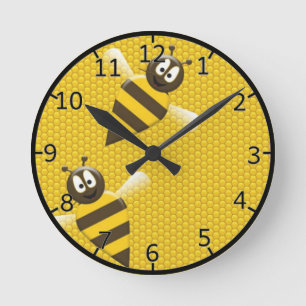 Honeybee in Honeycomb Runde Wanduhr