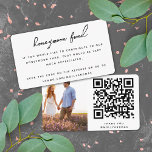 Honeymoon Fund QR Code Digital Wedding Registry Begleitkarte<br><div class="desc">Einfache, stilvolle Hochzeitsregisterflitterkarte in modernem minimalistischem Design mit eleganter Schrifttyp-Schrift in Schwarz und Weiß, mit einem informellen Schriftart im Stil der Handschrift. Der Text kann leicht mit Ihrem Titel, Zahlungsdetails (zelle, venmo, PayPal), scannbarem QR-Code, Nachricht und Foto für ein einzigartiges Hochzeitsdesign personalisiert werden. Wenn Sie Hilfe bei der Anpassung dieses...</div>