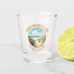 Honeymoon Island Staat Park Retro Not leidend Schnapsglas<br><div class="desc">Honeymoon Island Staat Park Vektorgrafik Design. Teil einer Reihe von Barriereinseln,  die im Golf von Mexiko vor der Westküste von Florida sprudeln.</div>