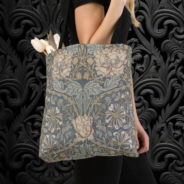 Honeysuckle von William Morris, Vintage Blume Art (Honeysuckle by William Morris, Vintage Flowers Art Tote Bag)