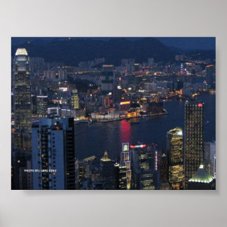 HONGKONG POSTER von LANI GIRO