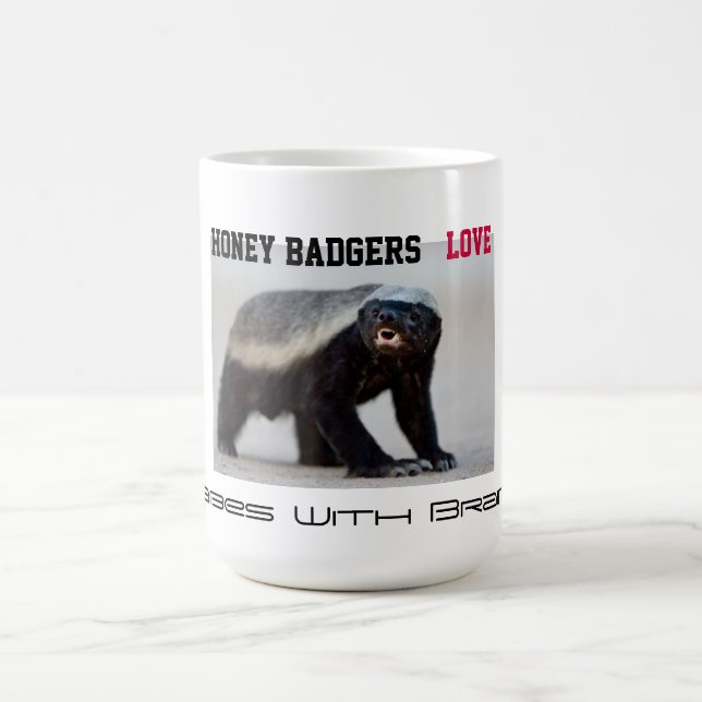 Honig-Dachs-Liebe-Babys mit Gehirnen (Bild) Kaffeetasse (Mittel)