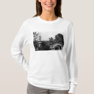 Honolulu, Hawaii - Ansicht von Moanolua Gärten T-Shirt