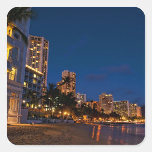Honolulu, Oahu, Hawaii. Nachtexposition Quadratischer Aufkleber
