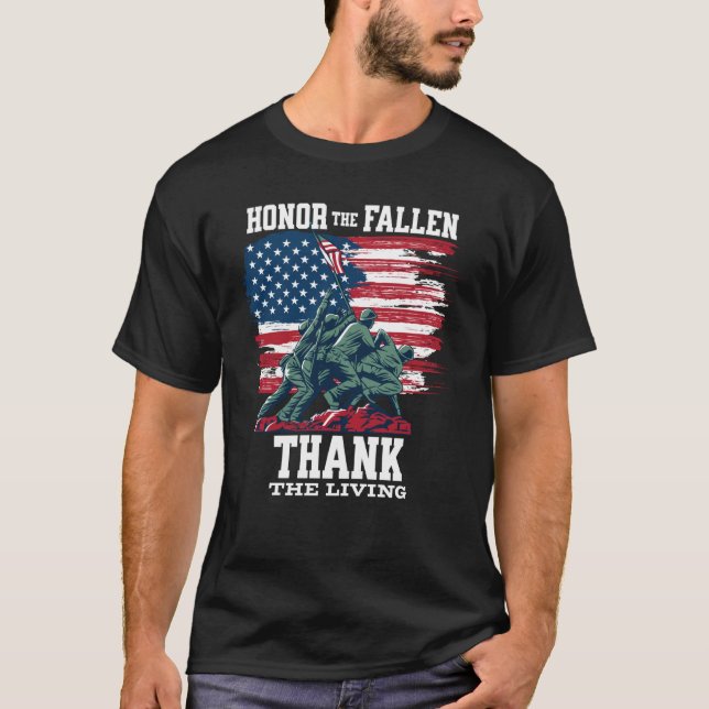 Honor The Fallen Thank The Living Veteran Memorial T-Shirt (Vorderseite)