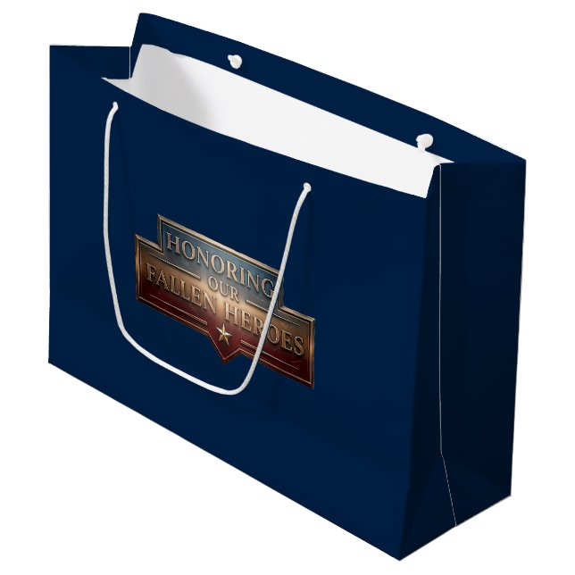 Honoring Our Fallen Heroes / Bolsa de Regalo Große Geschenktüte (Vorderseite Schrägansicht)