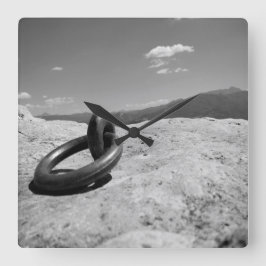 Hook am Himmel Quadratische Wanduhr