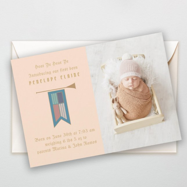 Hören Sie, wie Sie Ihr mittelalterliches Foto zur  Einladung (Von Creator hochgeladen)