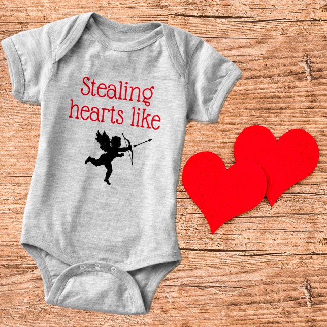Hören wie Cupid stehlen Baby Strampler (Von Creator hochgeladen)